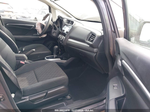 Honda FIT LX 2017 3HGGK5H54HM706131 Image 5