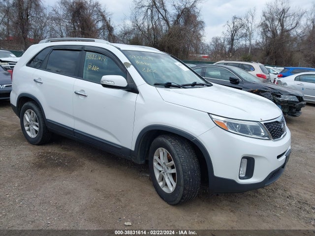 2015 KIA SORENTO LX VIN: 5XYKT3A67FG552005