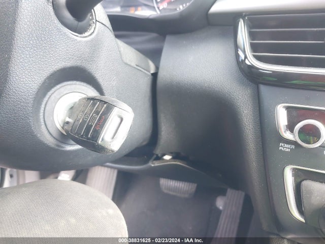 KIA Optima Lx 2018 5XXGT4L30JG251460 Image 11