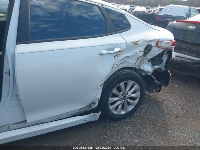 KIA Optima Lx 2018 5XXGT4L30JG251460 Image 6