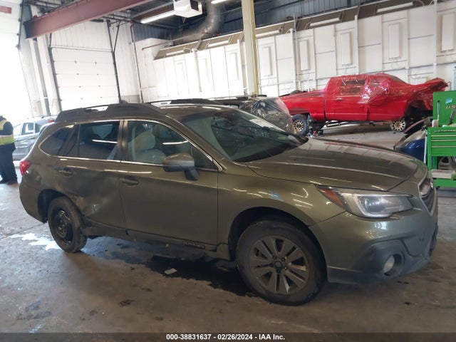 Subaru Outback 2.5i Premium 2018 4S4BSAFC2J3381338 Image 14