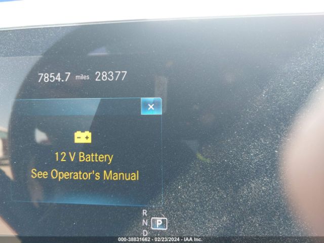 W1N4N4GB9NJ393122 Mercedes-Benz GLA 250
