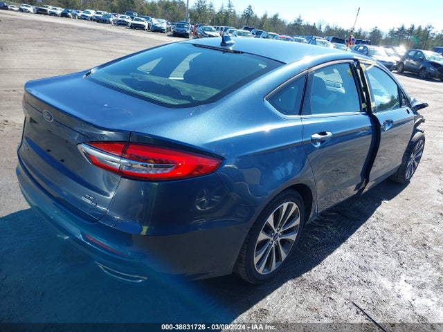 Ford FUSION SE 2019 3FA6P0T9XKR270474 Image 4