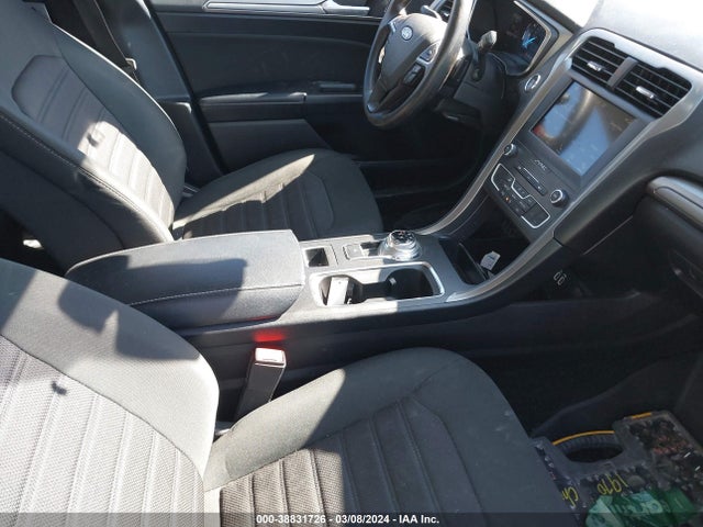 Ford FUSION SE 2019 3FA6P0T9XKR270474 Image 5