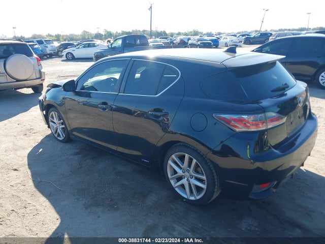 JTHKD5BHXG2251568 Lexus CT 200H
