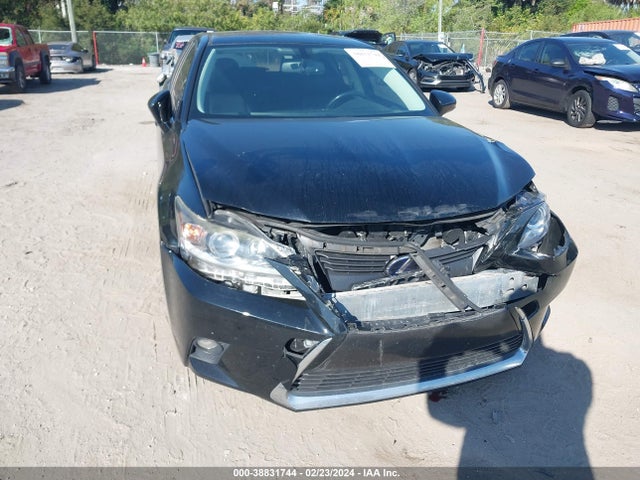 JTHKD5BHXG2251568 Lexus CT 200H