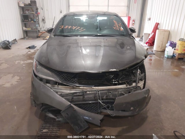 1C3CCCDG3FN553450 Chrysler 200 S