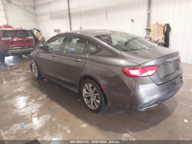 1C3CCCDG3FN553450 Chrysler 200 S