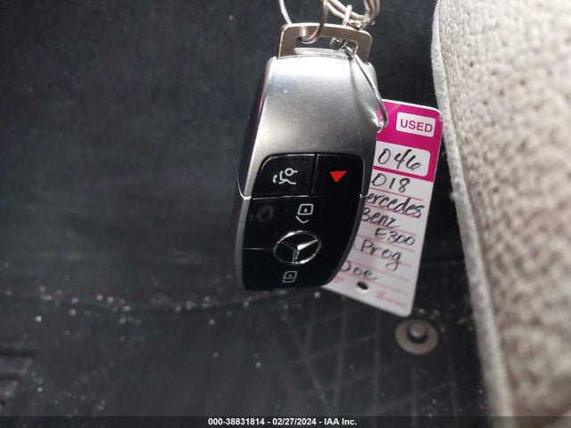 Mercedes-Benz E 300 2018 WDDZF4JB1JA321494 Image 11