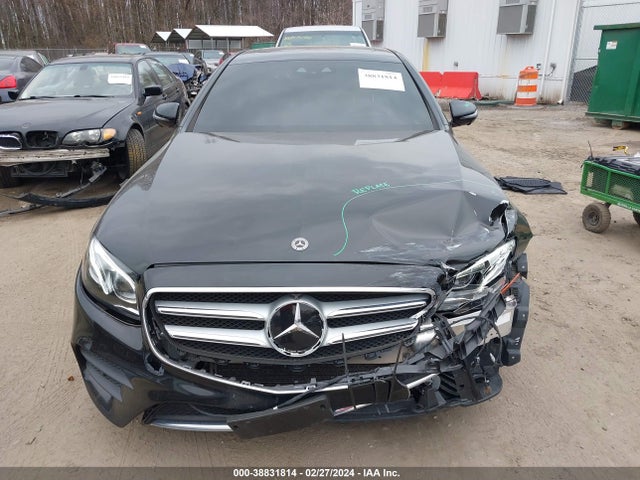 Mercedes-Benz E 300 2018 WDDZF4JB1JA321494 Image 12