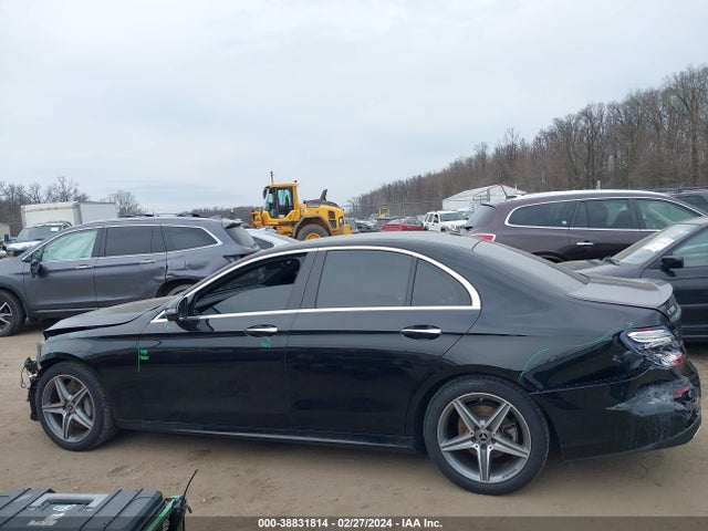 Mercedes-Benz E 300 2018 WDDZF4JB1JA321494 Image 14