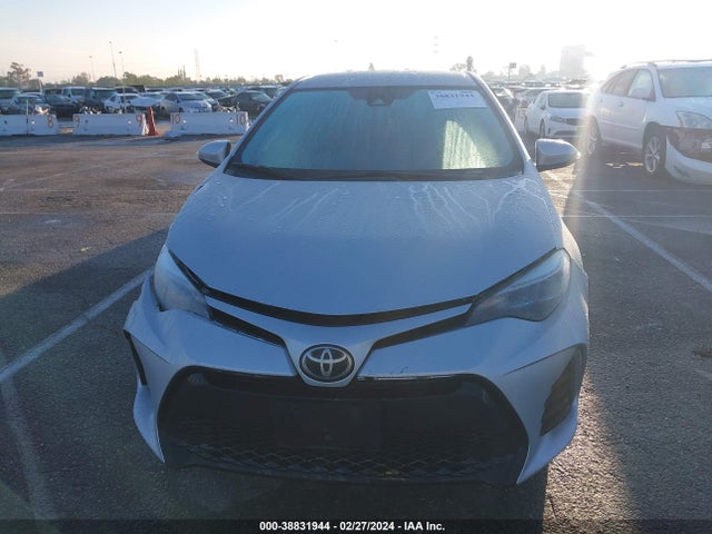 Toyota COROLLA SE 2018 5YFBURHE8JP823445 Image 12