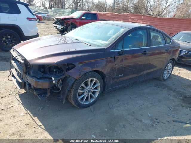 Ford FUSION SE 2019 3FA6P0LU7KR169199 Image 2