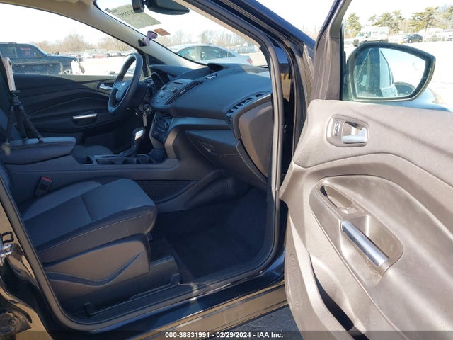 Ford ESCAPE SE 2018 1FMCU9GD7JUA75427 Image 5