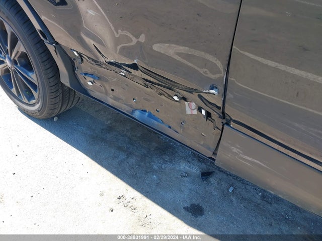 Ford ESCAPE SE 2018 1FMCU9GD7JUA75427 Image 6