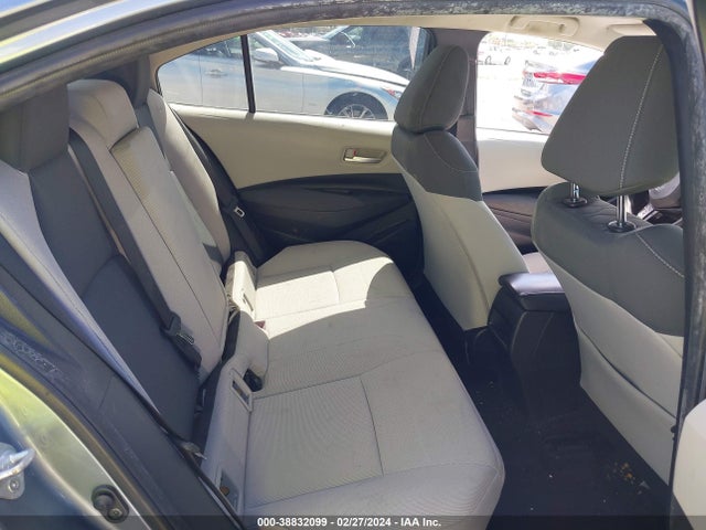 Toyota Corolla Hybrid Le 2021 JTDEAMDE4MJ011745 Image 8