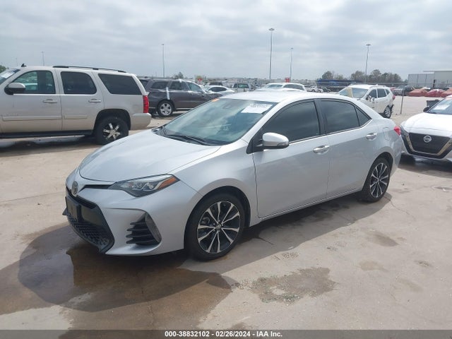Toyota COROLLA SE 2019 2T1BURHE3KC217990 Image 2