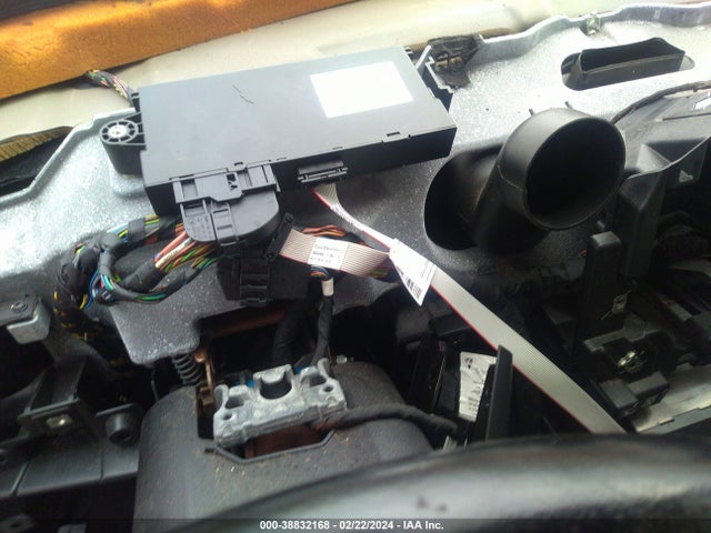 2011 MINI COOPER COUNTRYMAN WMWZB3C57BWM00368 Photo 5