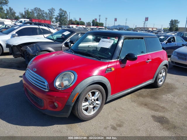 2011 MINI COOPER WMWSU3C52BT092958 Photo 1