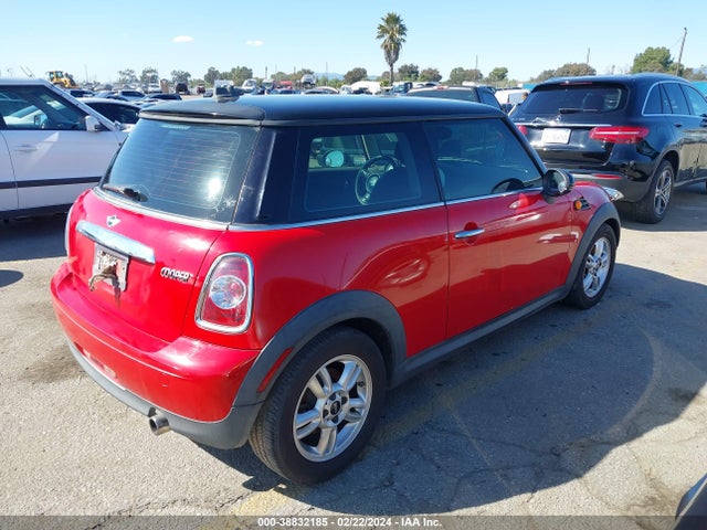 2011 MINI COOPER WMWSU3C52BT092958 Photo 3