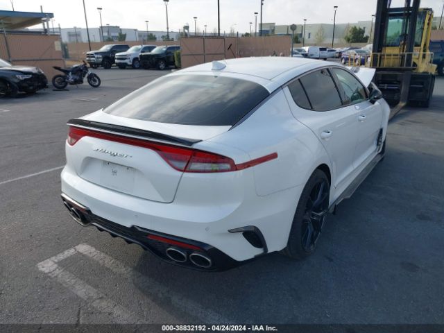 KNAE35LD8N6103788 KIA Stinger Gt-line