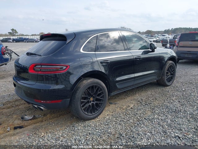 2016 PORSCHE MACAN WP1AB2A51GLB41719 Photo 3