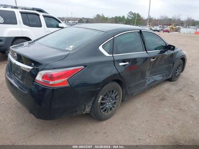 Nissan Altima 2.5 S 2015 1N4AL3AP6FN904865 Image 4