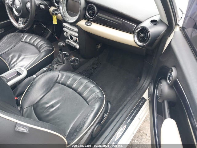 2010 MINI COOPER S WMWMF7C58ATW89265 Photo 4