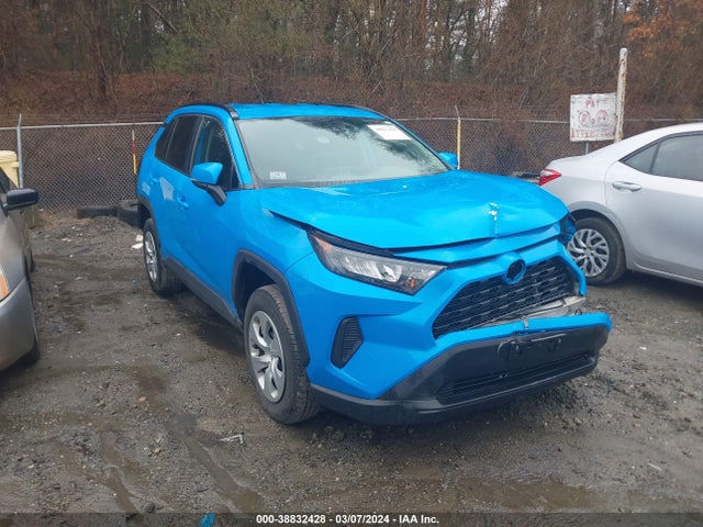 Toyota RAV4 LE 2019 2T3G1RFV7KC032429 главное изображение