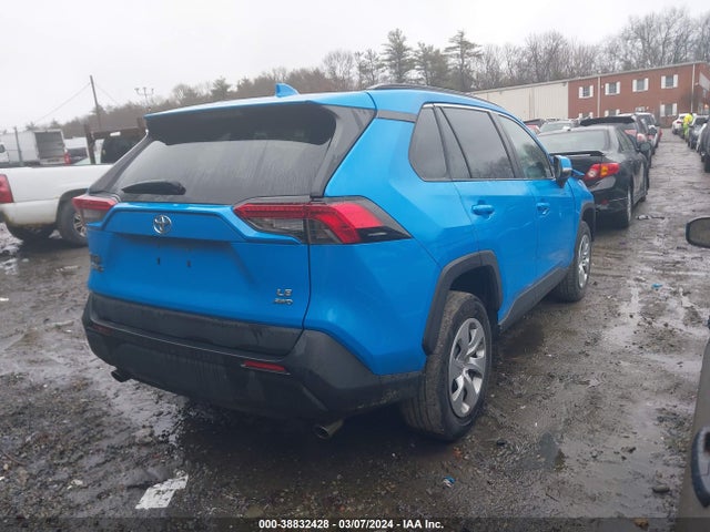 Toyota RAV4 LE 2019 2T3G1RFV7KC032429 Image 4
