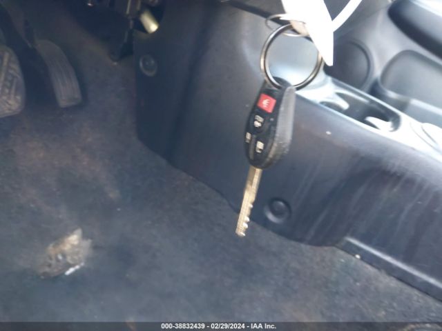 3N1CN7AP1EL806753 Nissan Versa 1.6 Sv