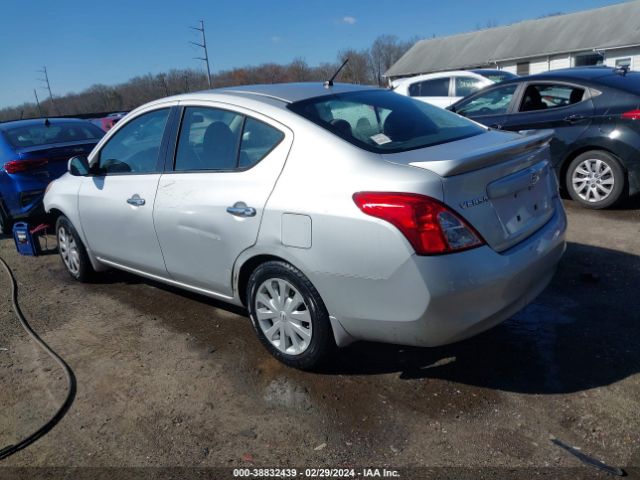 3N1CN7AP1EL806753 Nissan Versa 1.6 Sv