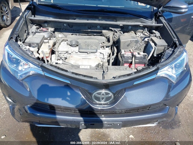 Toyota Rav4 Xle 2017 JTMRFREV7HD198854 Image 10