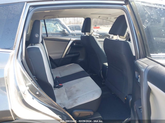Toyota Rav4 Xle 2017 JTMRFREV7HD198854 Image 8