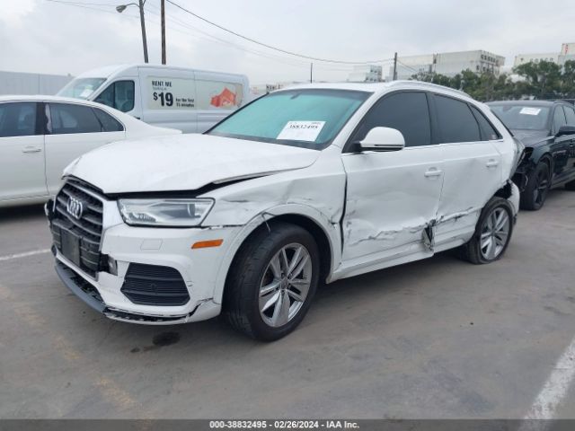 WA1EFCFS4GR000906 Audi Q3 2.0t Premium Plus