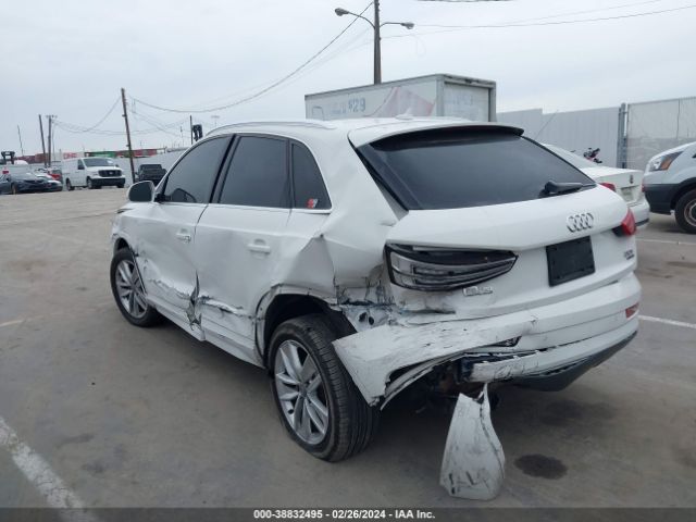 WA1EFCFS4GR000906 Audi Q3 2.0t Premium Plus