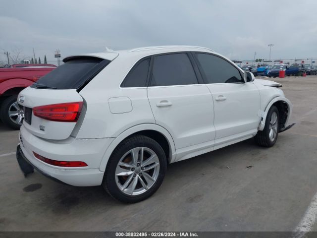 WA1EFCFS4GR000906 Audi Q3 2.0t Premium Plus