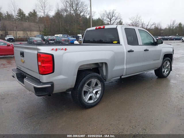 Chevrolet Silverado 1500 Custom 2017 1GCVKPEHXHZ145478 Image 4