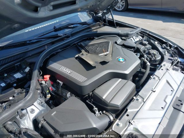 3MW69FF09R8D88436 BMW 3 Series 330i