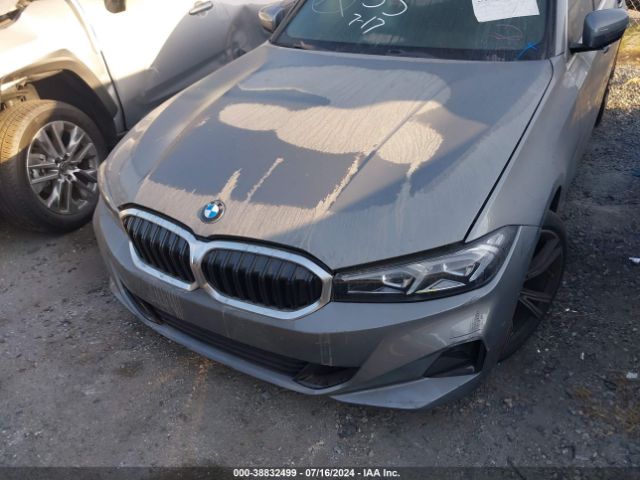 3MW69FF09R8D88436 BMW 3 Series 330i
