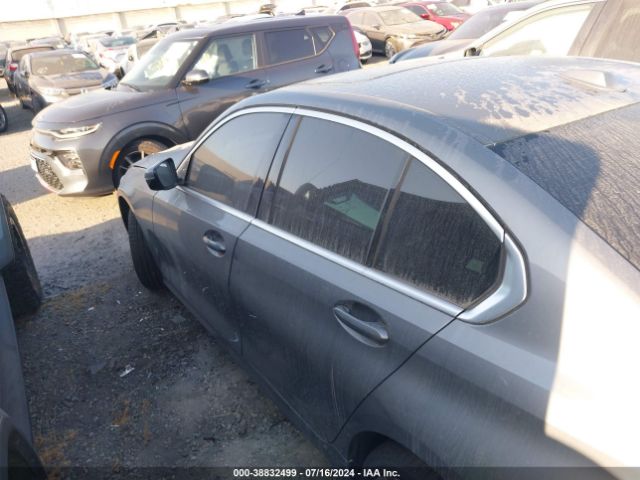 3MW69FF09R8D88436 BMW 3 Series 330i