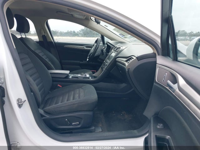 Ford FUSION SE 2017 3FA6P0H70HR412962 Image 5