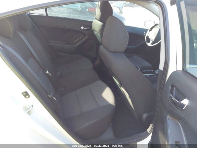 3KPFL4A7XHE128141 KIA FORTE S