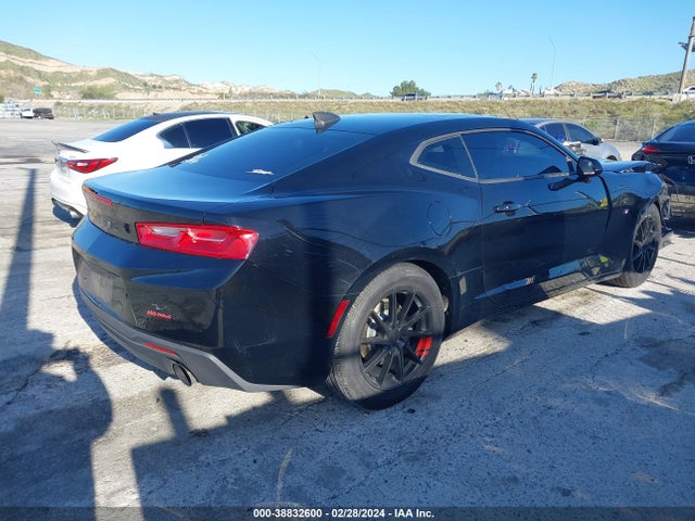 Chevrolet Camaro 1lt 2018 1G1FB1RXXJ0154641 Image 4