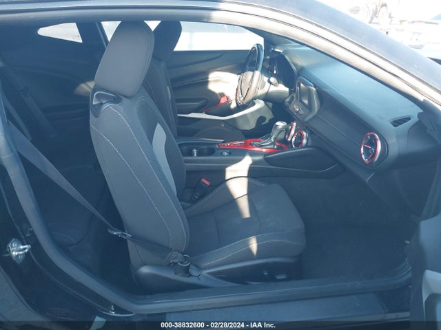 Chevrolet Camaro 1lt 2018 1G1FB1RXXJ0154641 Image 5