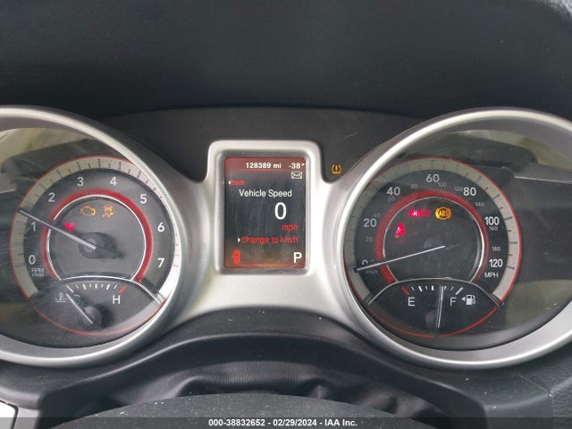 Dodge JOURNEY SE 2019 3C4PDCBG1KT836744 Image 7