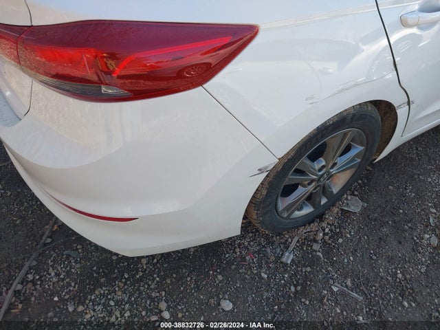 Hyundai Elantra Value Edition 2017 5NPD84LF2HH193719 Image 13