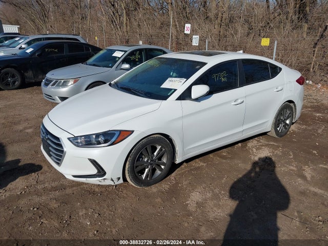 Hyundai Elantra Value Edition 2017 5NPD84LF2HH193719 Image 2