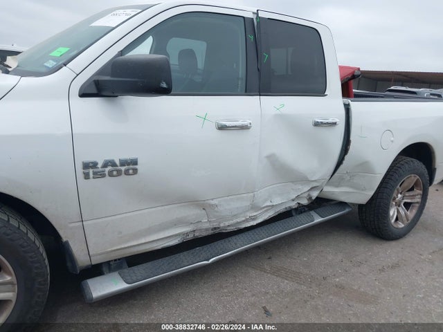 1C6RR6GG1HS707876 RAM 1500 Slt Quad Cab 4x2 6'4 Box