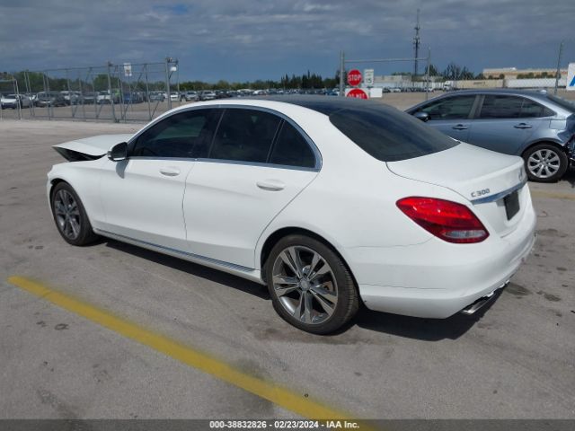 55SWF4JB7HU192738 Mercedes-Benz C 300 Luxury/sport